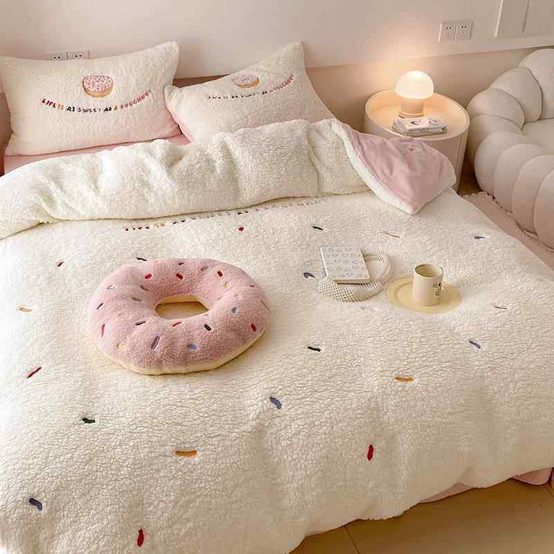 正品秋冬少女羊驼羊羔绒暖四套甜圈刺绣牛奶套绒被件床品床笠白粉,床上用品,床品套件/四件套/多件套,淘宝优惠券,粉丝福利购,淘宝优惠卷