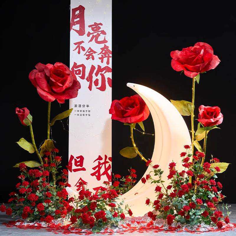 情人节巨型玫瑰花商业七夕美陈造景服装店商场橱窗布置场景仿真花