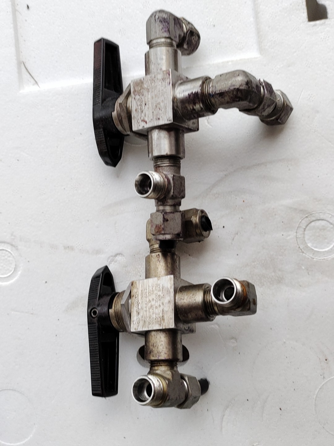 Swagelok世伟洛克手动阀SS-44XF6RT.成色如图