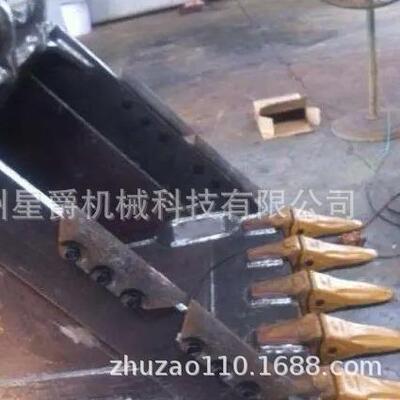 福建 泉州 挖掘机四轮一带 支重轮轨总成铲斗斗齿 9w8552HRG