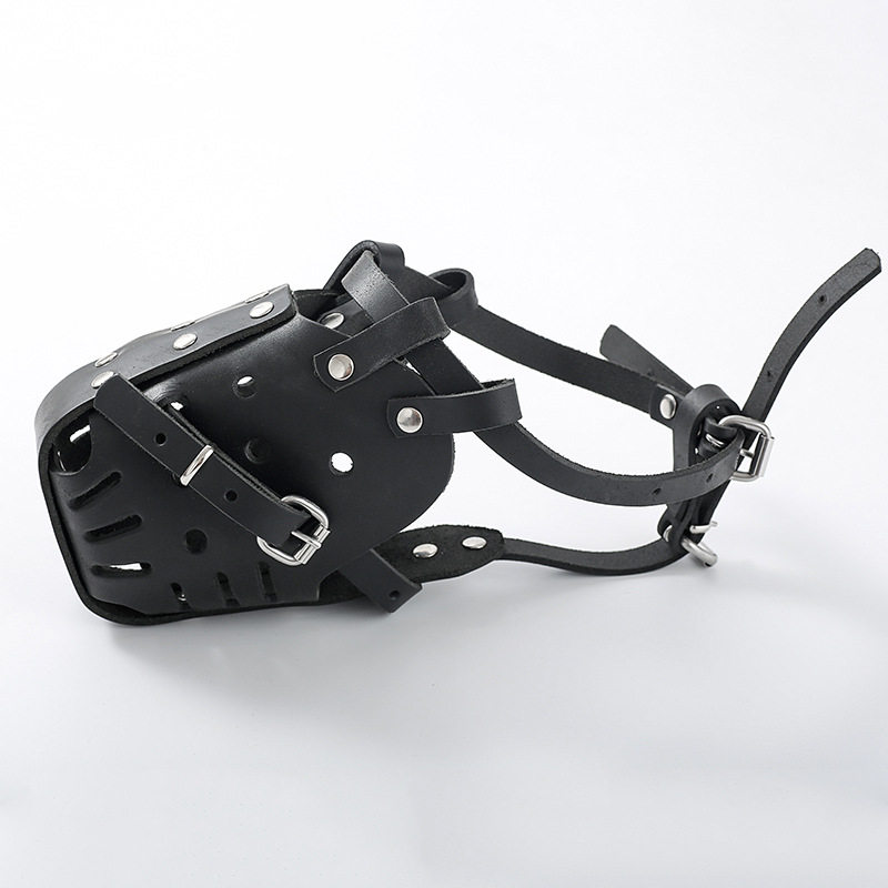 厂家直销牛皮狗嘴套口笼防咬防叫防乱吃口罩马犬罗威纳训练口笼