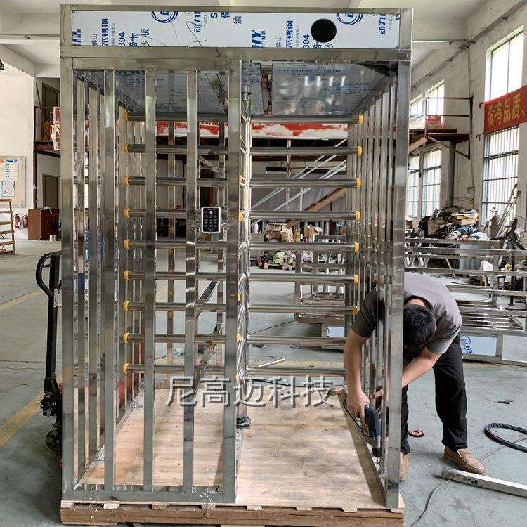 源头厂家电控不锈钢全高闸工地小区防尾随门车站单向旋转辊闸