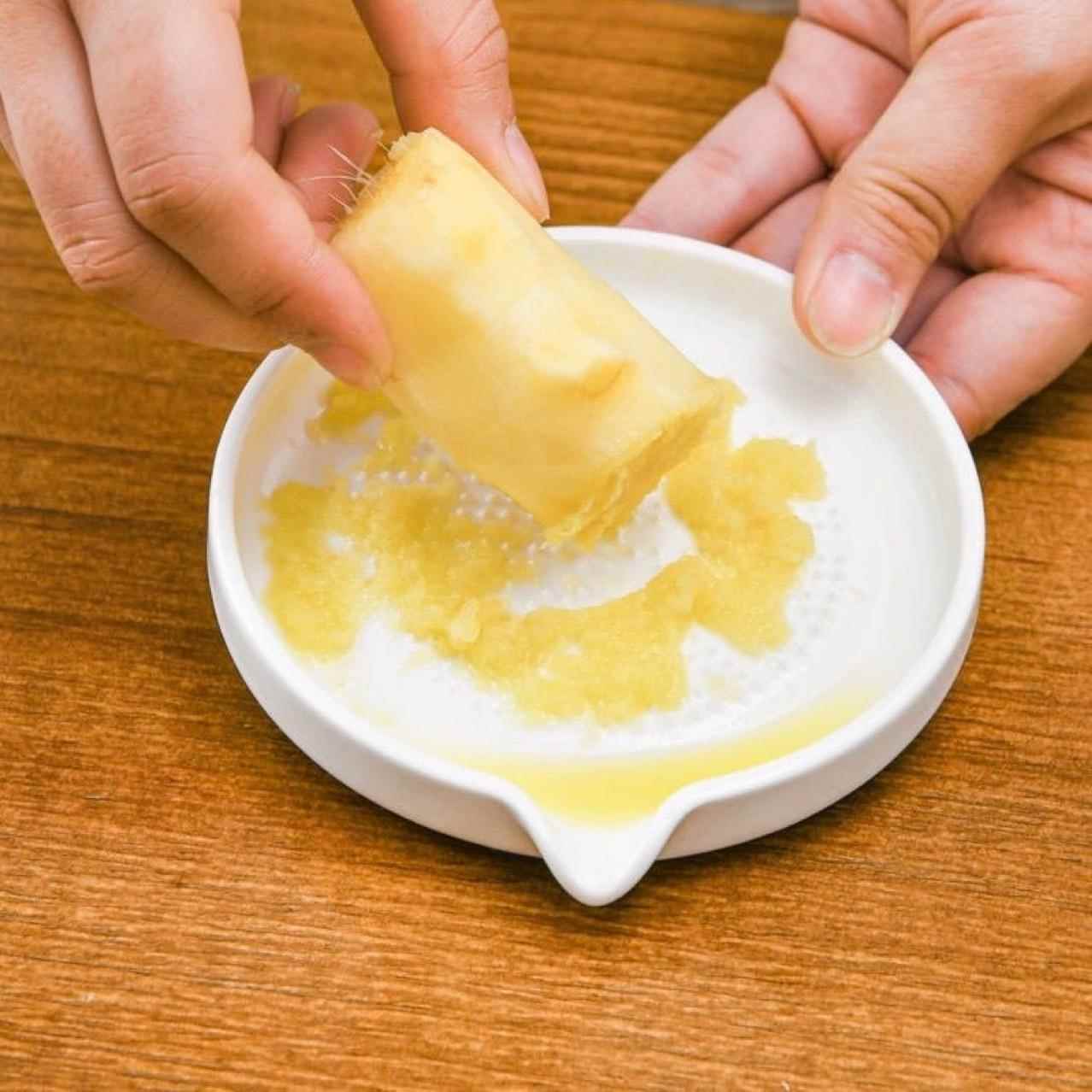 日本陶瓷磨姜泥蒜泥姜蓉研磨盘器碗擦姜磨蒜器手工手动磨泥器