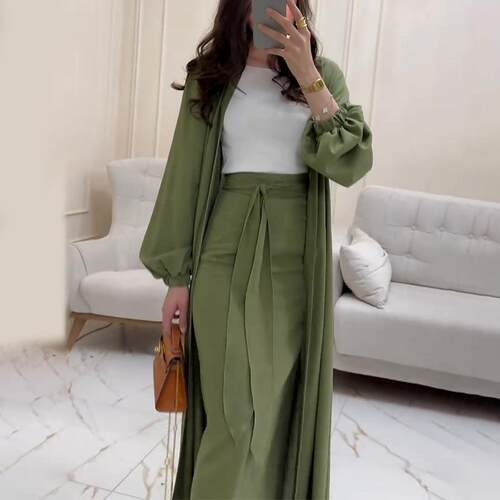 Women's cardigan, robe, tie, half body, two