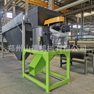 鸡羊粪有机肥粉碎机 粉末状生物肥破碎机 立式粉碎设备厂家 山德