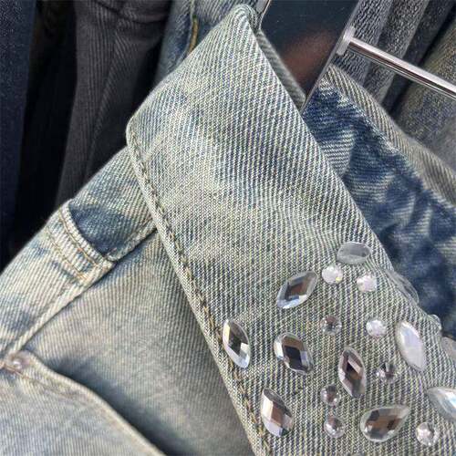 H 11100 Embroidered Rhinestone Denim Mini Skirt 镶钻刺绣牛仔