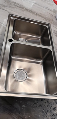 评测点评欧琳和摩恩水槽哪个好，哪个耐用呢？质量如何？