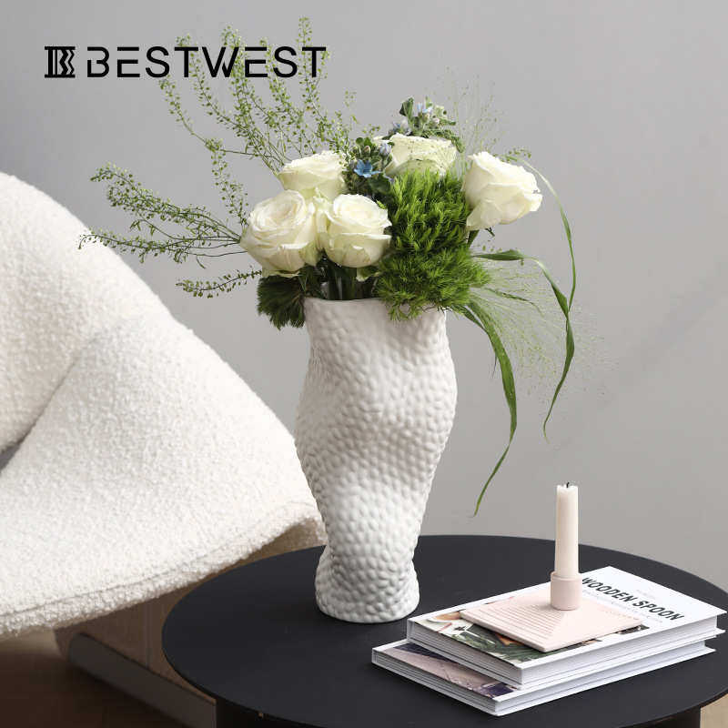 博西家居 ins风创意扭曲白色釉面陶瓷花瓶摆件家居样板间装饰品,家居饰品,花瓶,淘宝优惠券,粉丝福利购,淘宝优惠卷