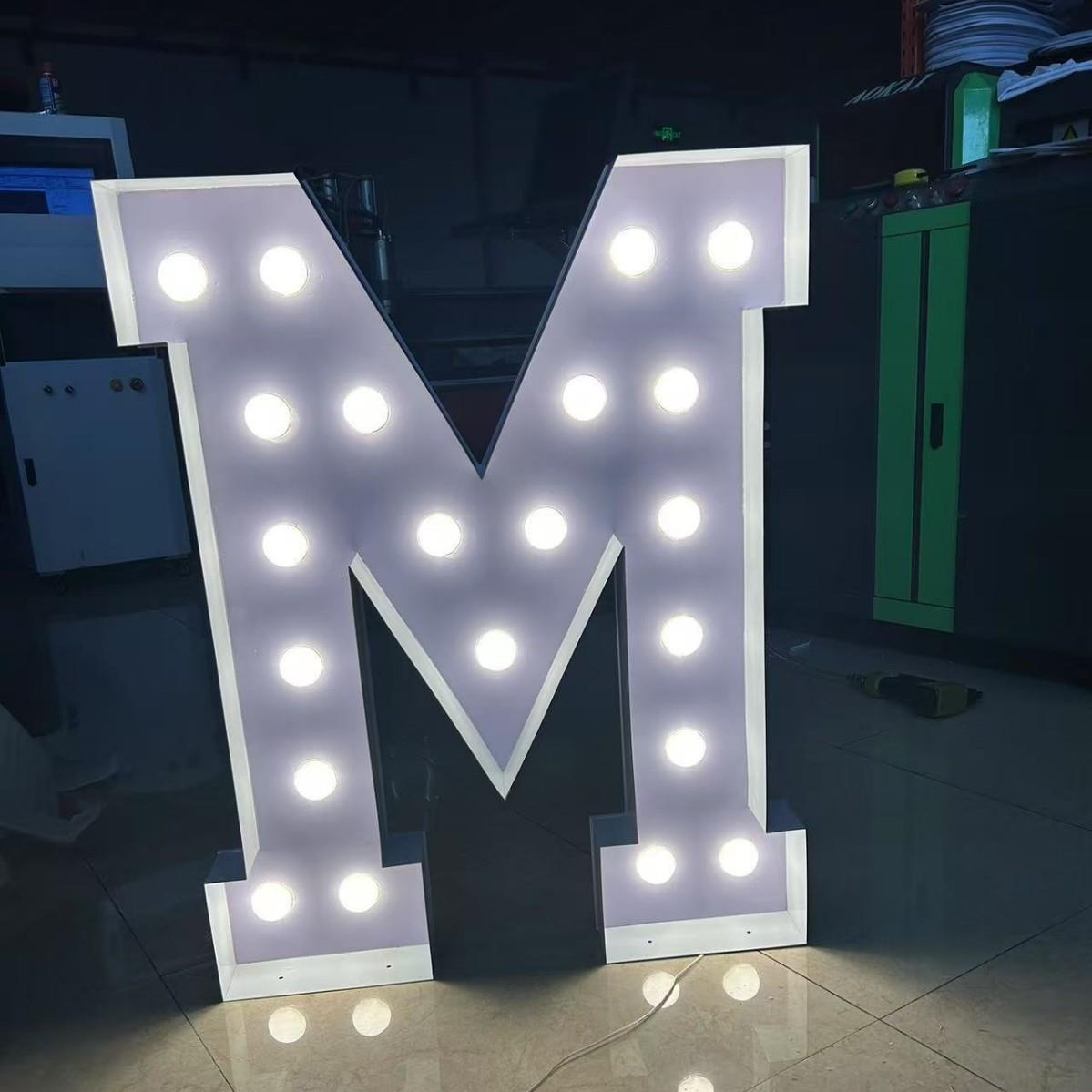 门店招牌亚克力发光字金属love字母发光字led灯牌户外立体字灯箱
