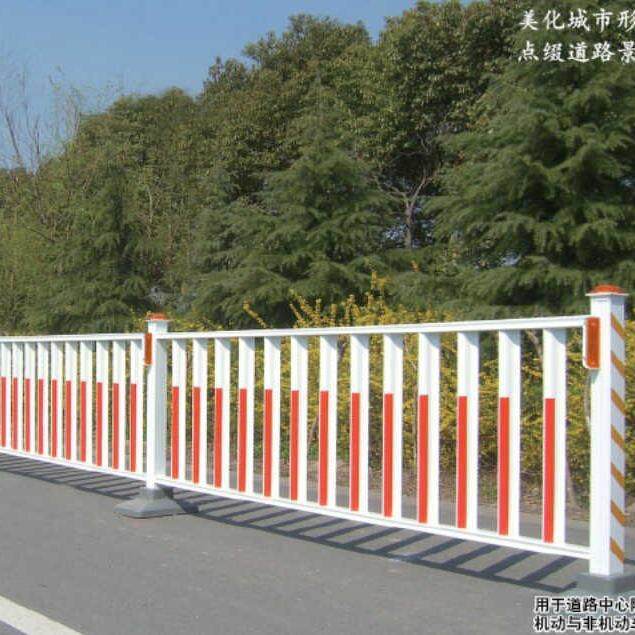 道路护栏京式护栏市政护栏厂家
