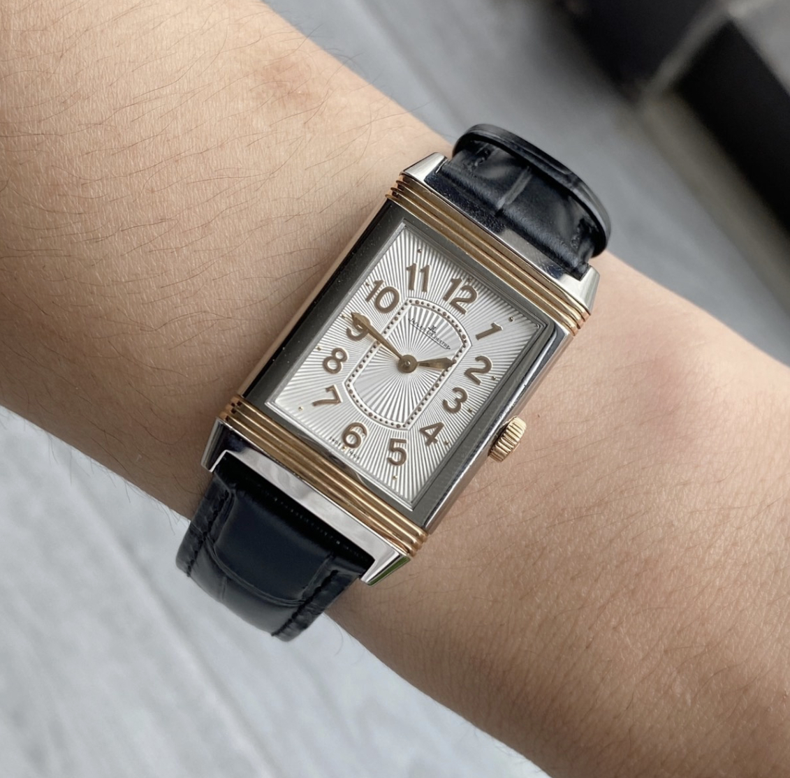 98新24mm积家翻转腕表系列18k玫瑰金镶钻Q3204422石英女士手表