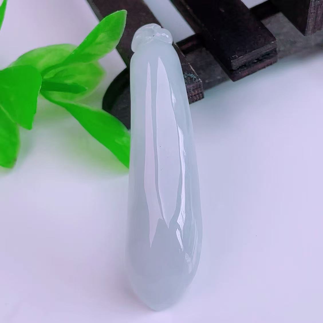 缅甸天然真品翡翠冰蓝满色高端精品珠宝水润闪拍福瓜玉吊坠8.29g