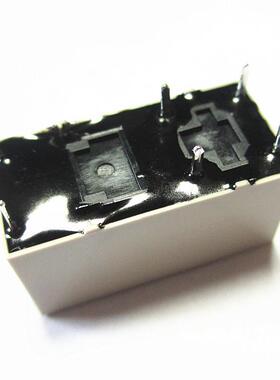 CZECH DE2a-12V ADE203 8A250V 8A 30V 0MS功率继电器