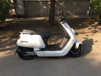 老实说小牛nqi和n1s区别?小牛NQi青春版电动车怎么样?