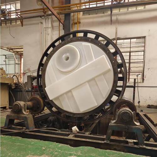 广州附近有1200L水桶厂家大型PE立式塑胶储水塔滚塑容器生产