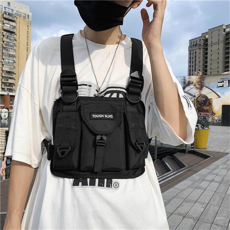 潮流港风男女多功能马甲包ins嘻哈胸包工装机车战术包街头背心包
