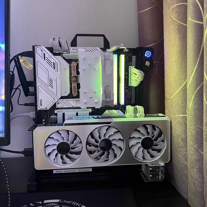 开放机箱全铝合金240 360水冷 支持X79X99双路IMATX创意手提机架