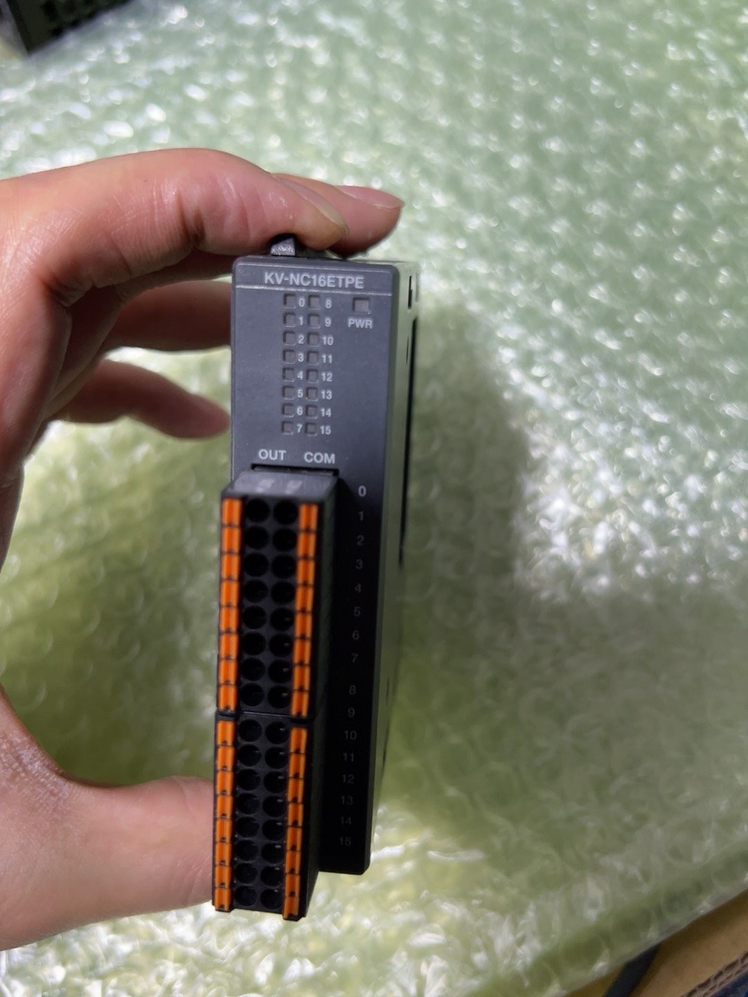 基恩士模块KV-NC16ETPE功能包好，成色如图