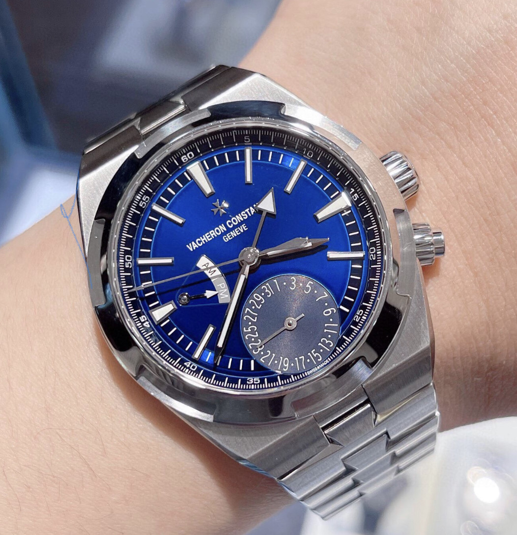 全套98新41mm江诗丹顿纵横四海系列7900V自动机械男表双时区