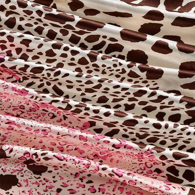 blocked 90cm polyester square scarf 豹纹拼色90cm色丁方巾