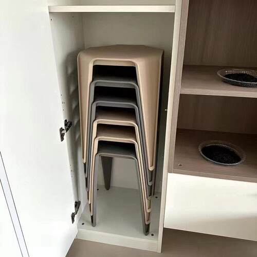 塑料凳子加厚家用餐桌凳网红板凳可叠放胶凳子方凳柜子收纳小板凳