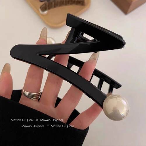 Z-shaped Pearl Hair Clip Large Size Simple and Elegant Women