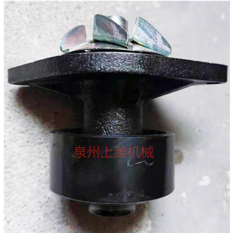 销售东风康明斯配件 水泵 KMS 6BT 件号 4935793