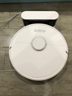 科沃斯和石头T61扫地机器人哪个好，优缺点区别是？