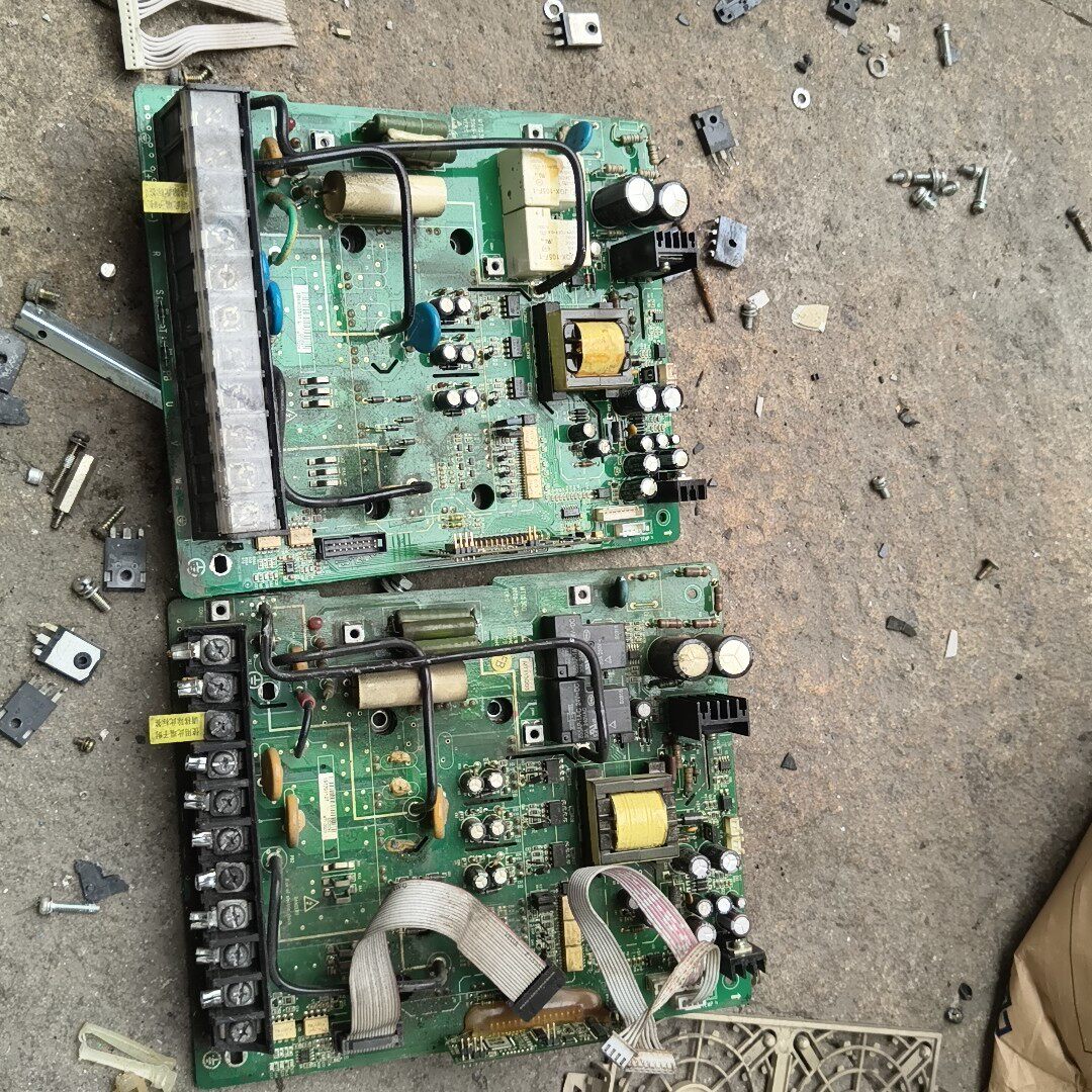 汇川MT153QD 二手货 主回路没问题。。配件价格出 单张