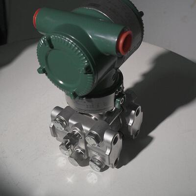 EJA110E/120E/530E/430E系列法兰微差压压力液位变送器