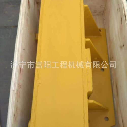 SD32变速箱机油散热器总成175-03-C2001A