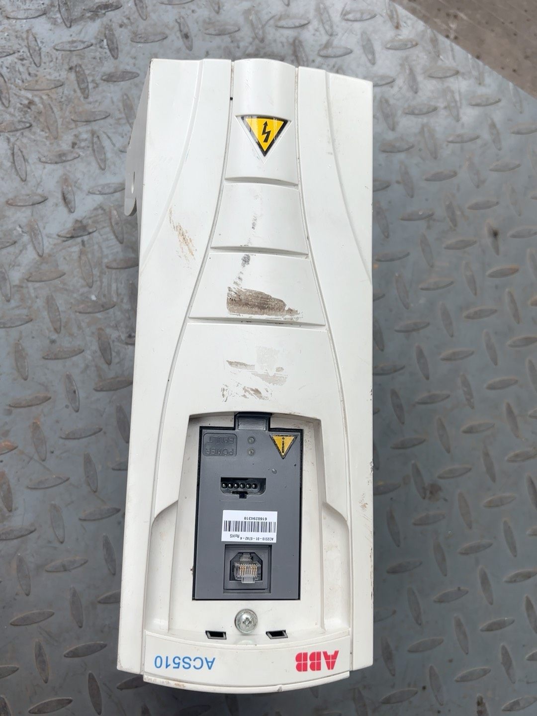 ACS510-01-07A2-4  ABB变频器 3KW