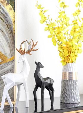 直销新款北欧风格摆件创意现代简约动物鹿日常送礼家居摆设客厅电