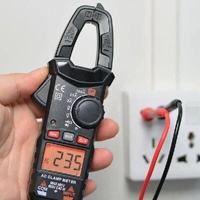 G2AA User Friendly Clamp Digital Multimeter For Efficient