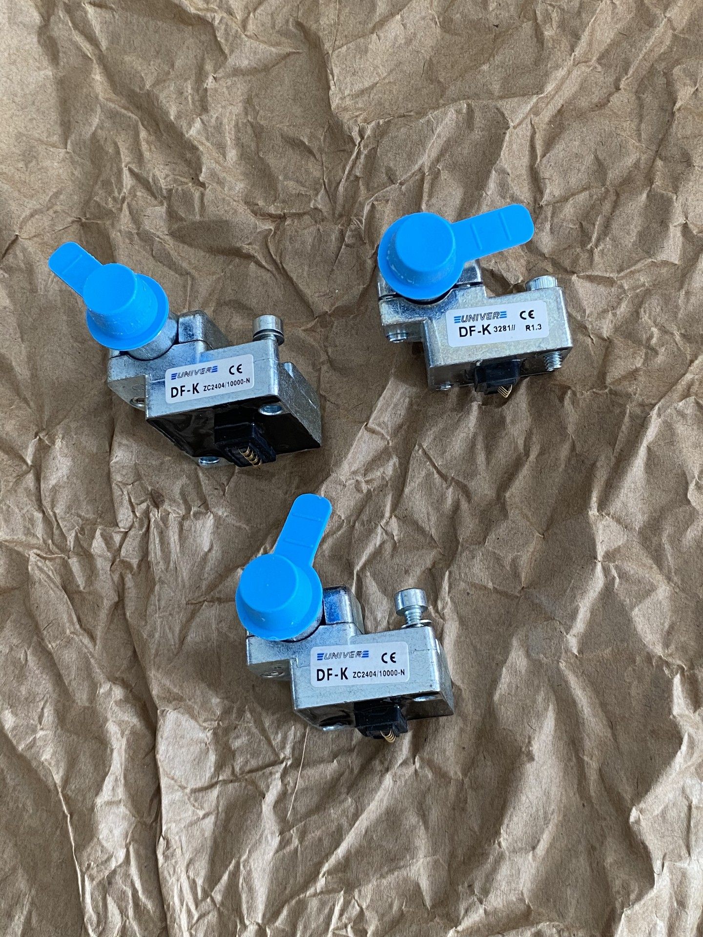 意大利UNIVER气缸光电传感器 DF-K