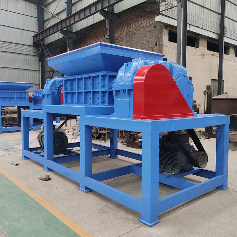 牛羊大骨头撕碎机木板木材建筑废料破碎机中原木托盘树根粉碎机