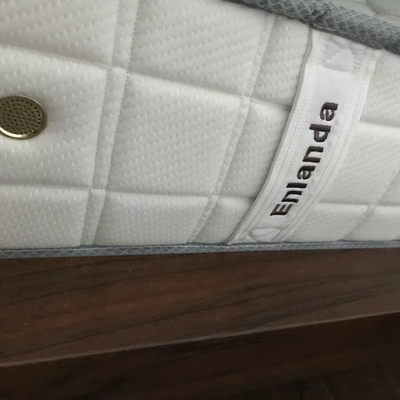 芝华仕乳胶床垫怎么样，用后真实反馈，客观【真相】优缺点