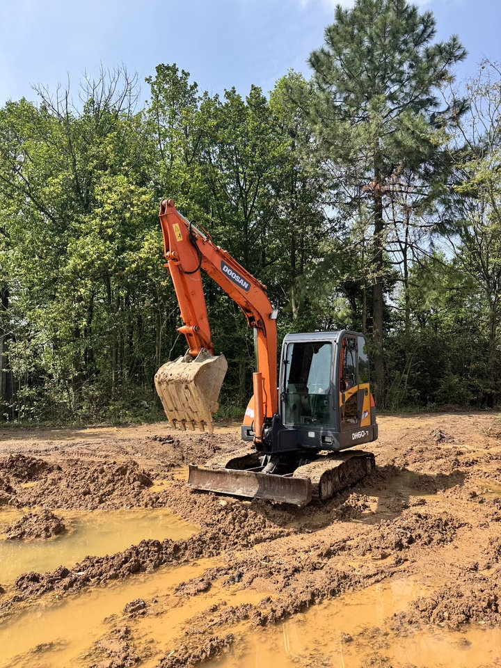 4月11日金华斗山60挖机网络拍卖公告