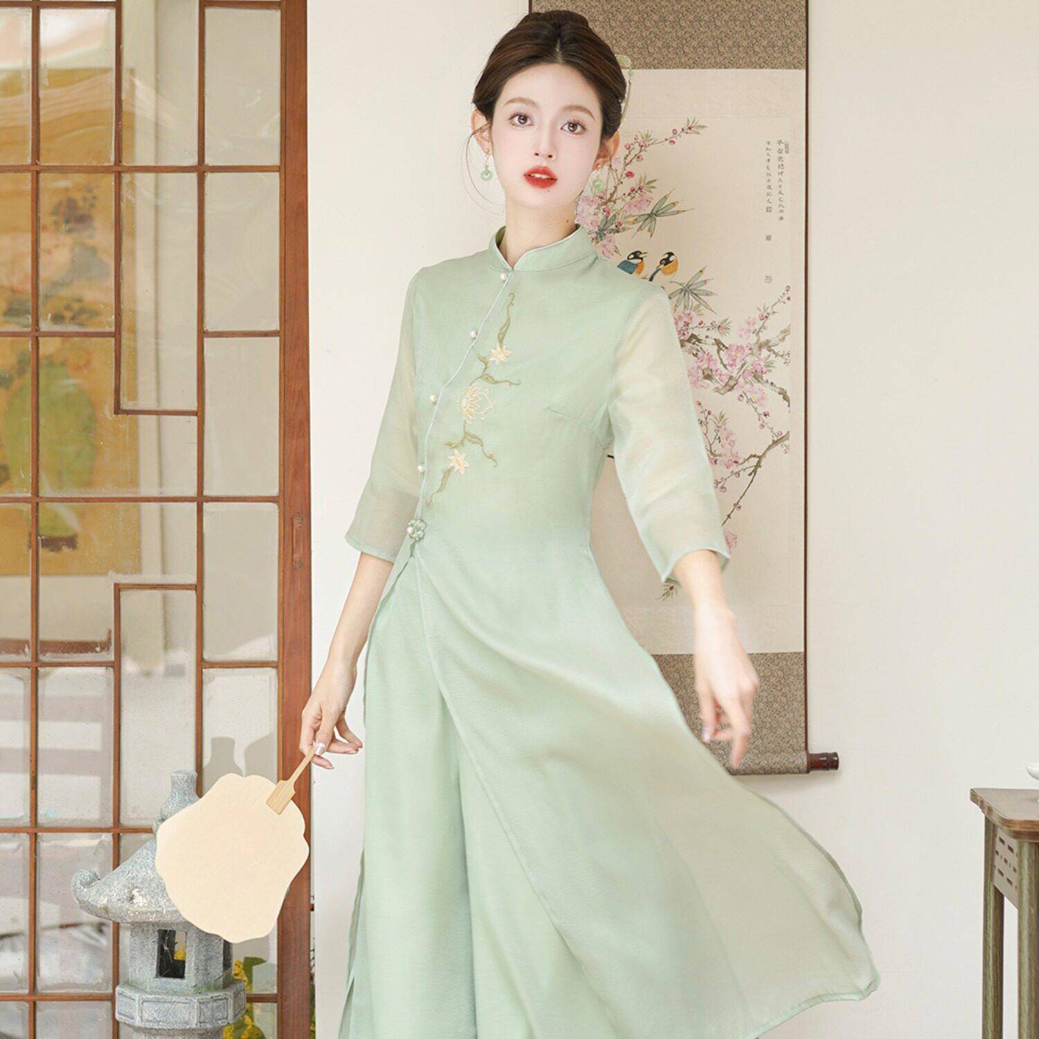 新品复古改良禅意采耳师茶艺服两件套新中式刺绣旗袍养生馆国风连