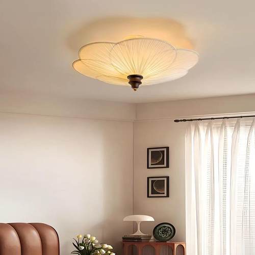 中古风卧室吸顶灯南洋风复古布艺梅花状创意个性书房护眼无频闪