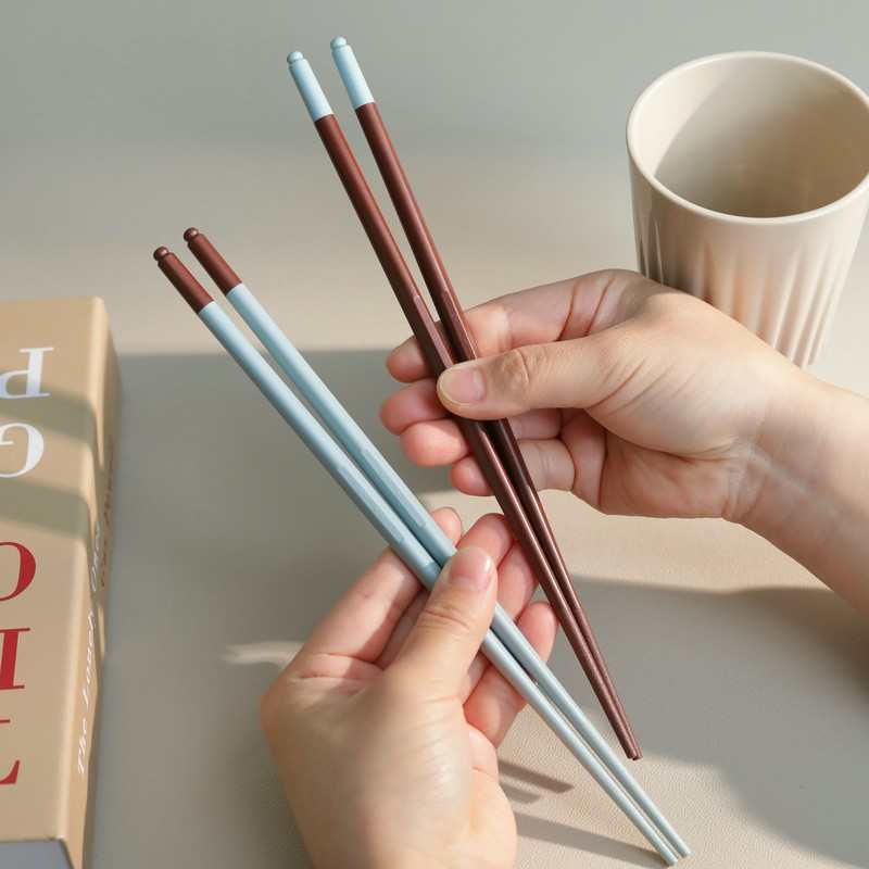 2025新款抗菌筷子家用防霉食品级耐高温分人专用合金筷可进洗碗机
