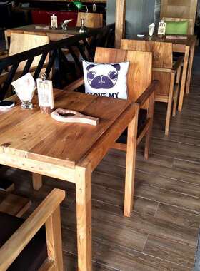 老榆木餐桌复古漫咖啡桌椅民谣酒馆桌椅卡座实木方形茶桌做旧餐桌