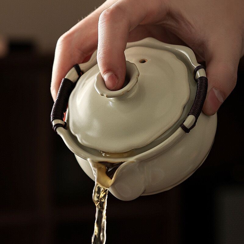 汝窑米黄大号盖碗茶杯防烫单个泡茶不烫手手抓壶茶碗高端茶具套装