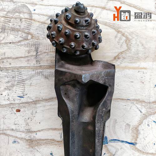 F133旋挖非开挖矿用石油桩基镶齿637牙轮掌片215.9工程扩孔器