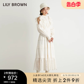 LILY BROWN秋冬款纯色荷叶边露肩高腰镂空连衣裙LWFO234118