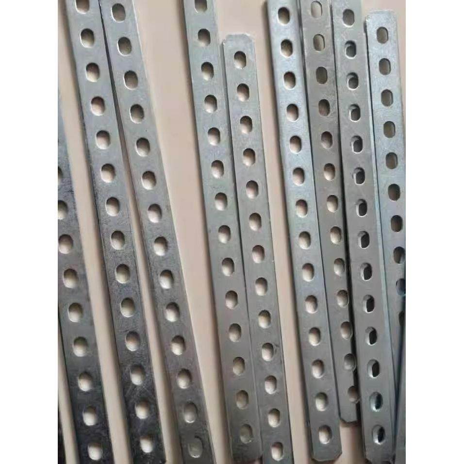 镀锌铁条扁条带孔改装固定条支撑承重改装角片通用可焊接不易生锈