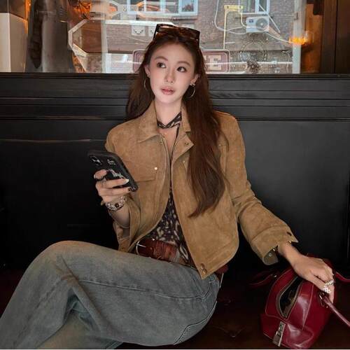 Coex Mall 首尔 ◆美学结构~韩国春季沙褐色麂皮绒外套女短款夹克