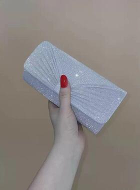 潮牌韩版闪亮蝴蝶结婚礼晚宴手包女新款小手机包斜挎手抓包单肩