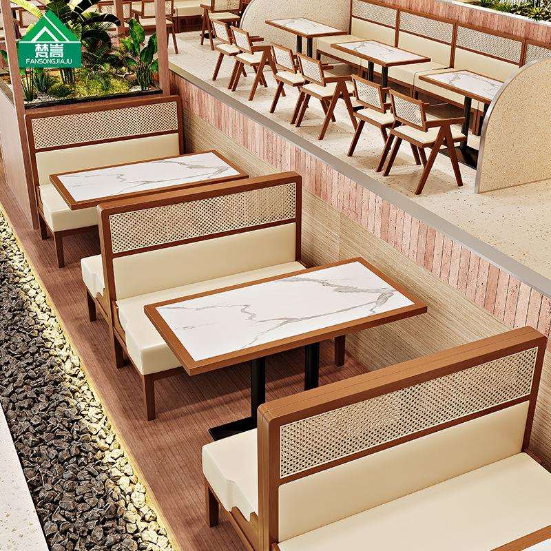 东南亚风主题餐厅卡座沙发网红西餐厅茶餐厅饭店藤编实木桌椅组合