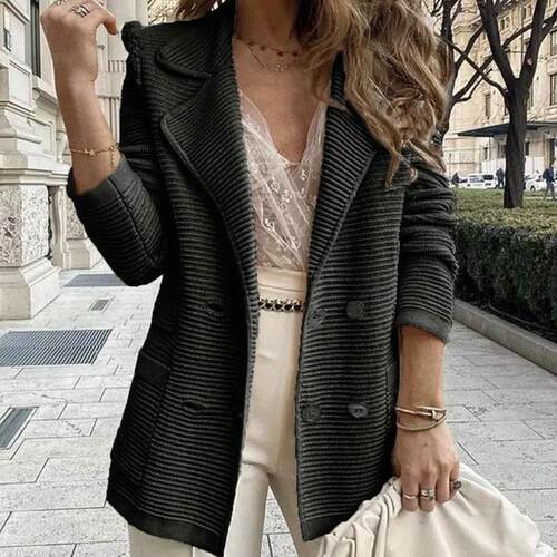 Women's short textured top, long sleeved jacket, women's
